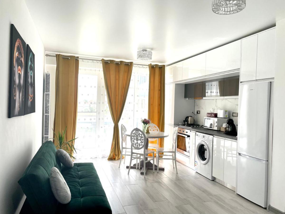 Апартаменти Dominic 2 Beds 1 Sofa Parking Pool Apartament By Alezzi Nord10 Неводарі Екстер'єр фото
