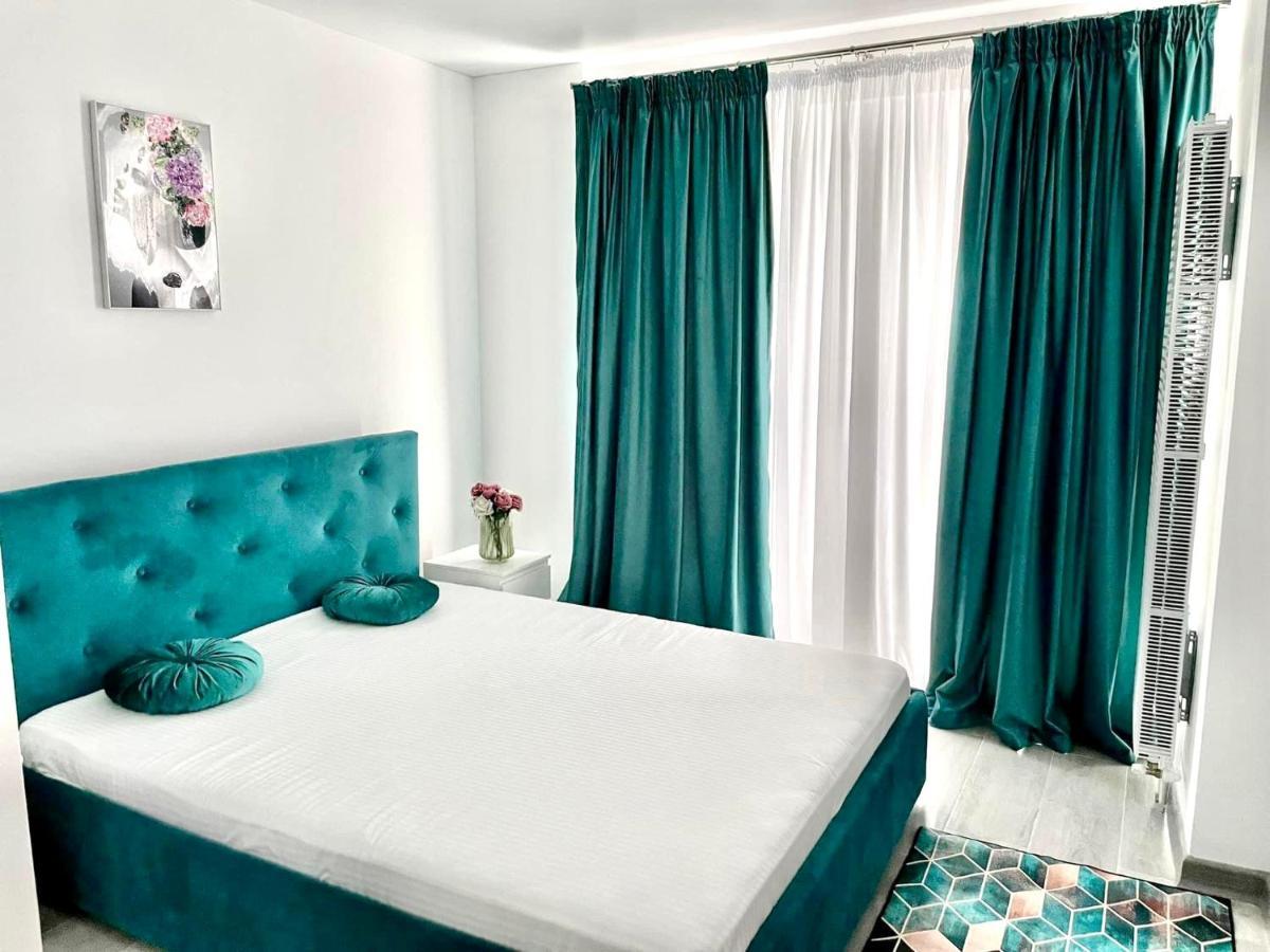 Апартаменти Dominic 2 Beds 1 Sofa Parking Pool Apartament By Alezzi Nord10 Неводарі Екстер'єр фото