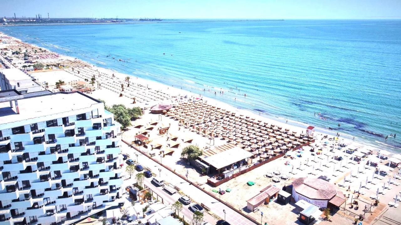 Апартаменти Dominic 2 Beds 1 Sofa Parking Pool Apartament By Alezzi Nord10 Неводарі Екстер'єр фото